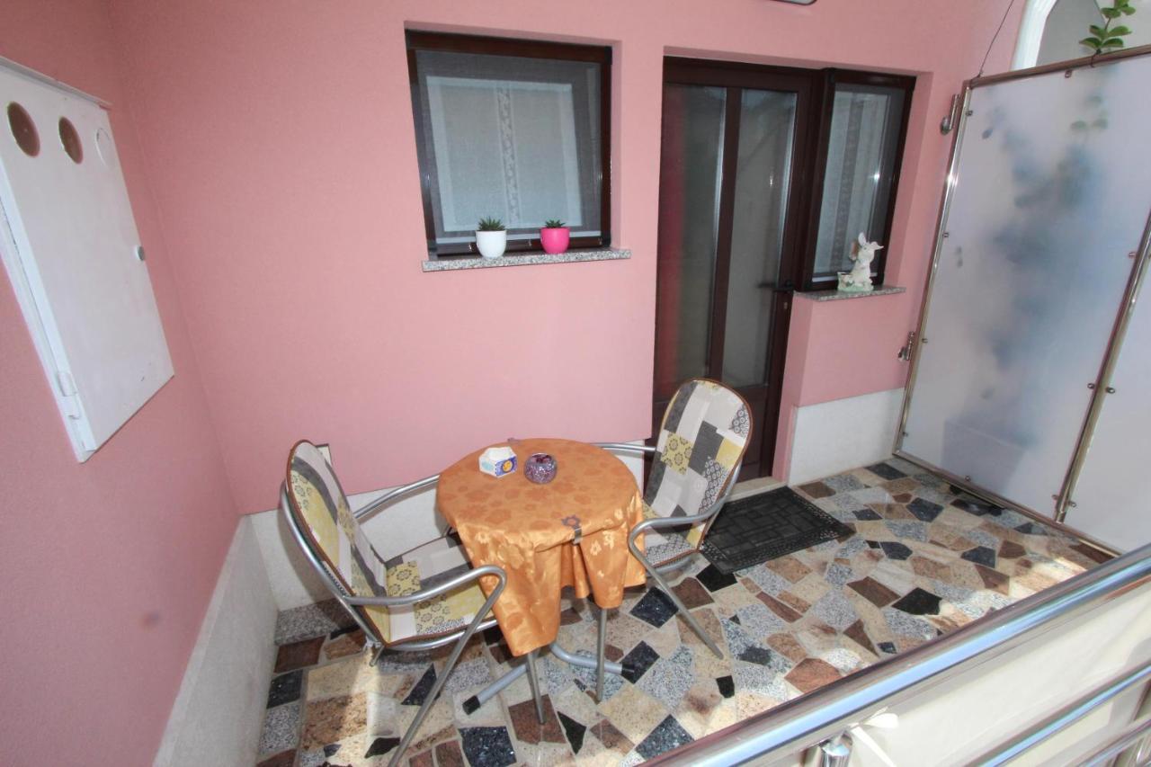 Room And Apartment Lea Rovinj Room photo
